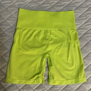 Oner Active Effortless Shorts - S Citrus Green